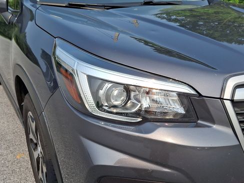 Used 2020 Subaru Forester Premium w/ Popular Package #1 AWD/4WD image 10