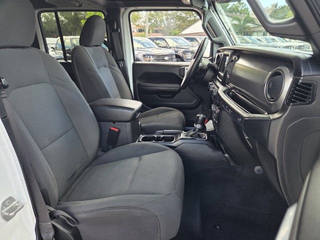 Used 2021 Jeep Wrangler Unlimited Sport AWD/4WD image 21