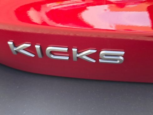 New 2026 Nissan Kicks SV w/ SV Premium Package FWD image 11