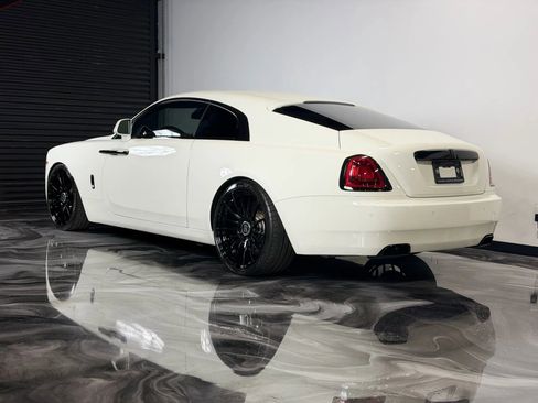 Used 2014 Rolls-Royce Wraith image 6