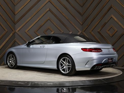 Used 2019 Mercedes-Benz S 560 Cabriolet w/ AMG Line Exterior image 7