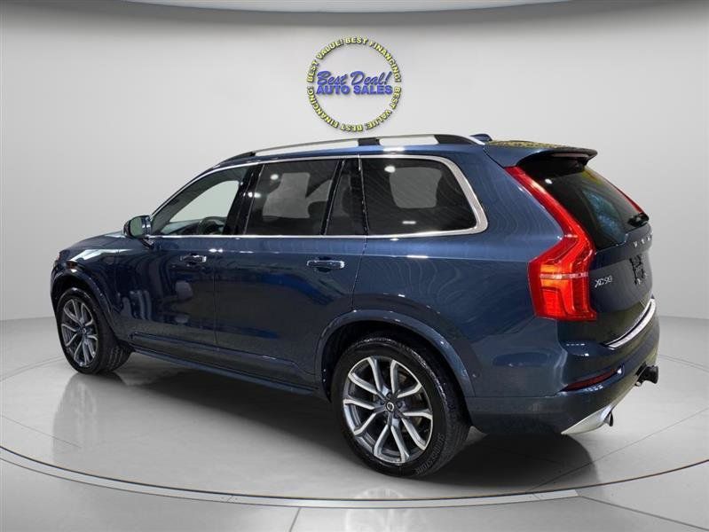 Used 2018 Volvo XC90 T5 Momentum w/ Convenience Package AWD/4WD image 3