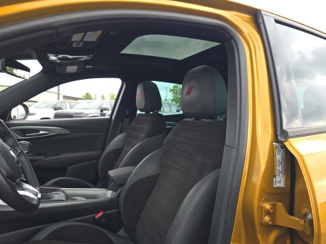 Used 2025 Dodge Hornet R/T AWD/4WD image 12