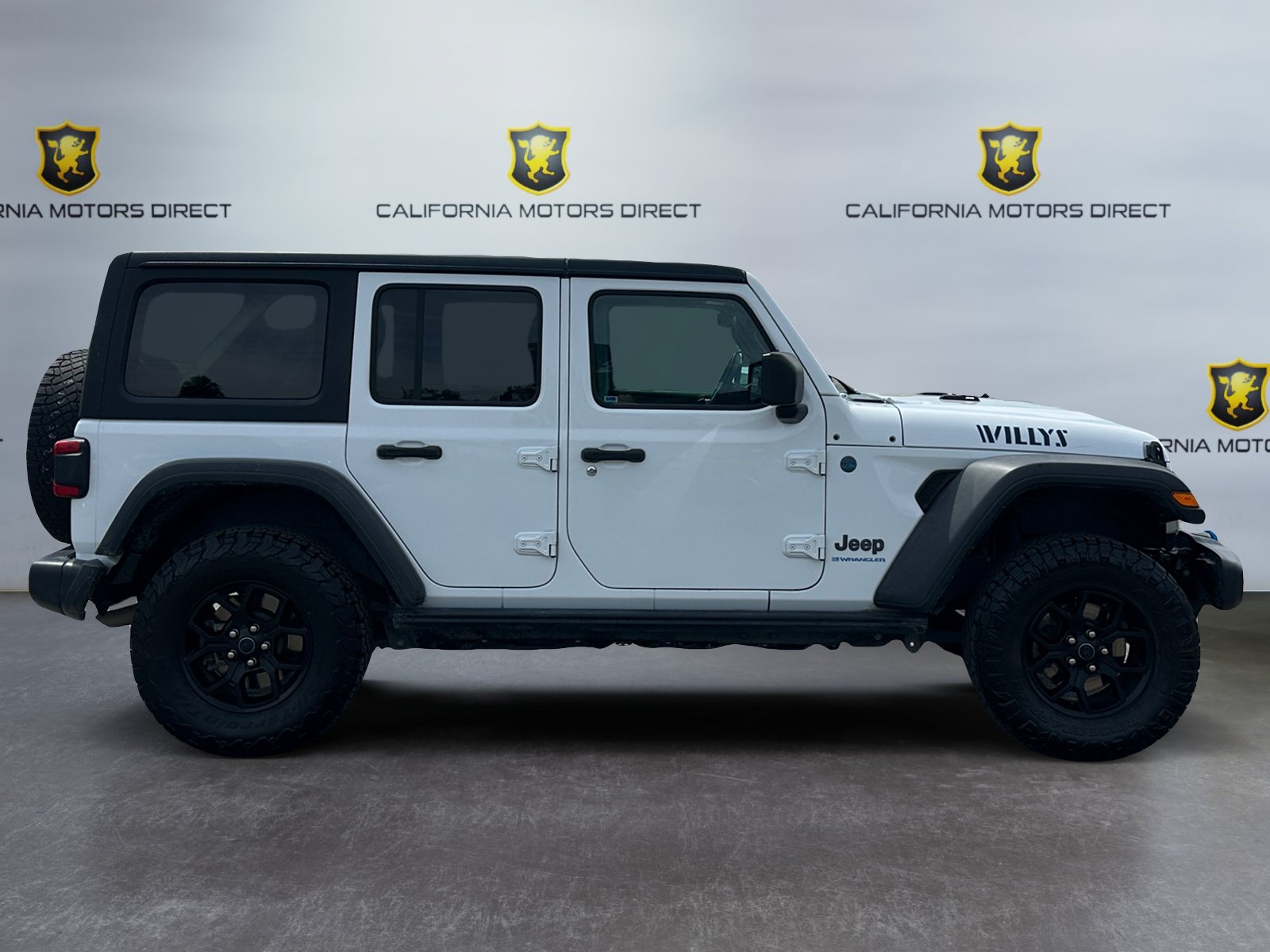 Used 2024 Jeep Wrangler Unlimited AWD/4WD image 6