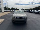 Used 2019 Jeep Cherokee Latitude Plus w/ Cold Weather Group image 3