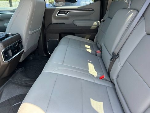 Used 2025 Chevrolet Silverado 1500 LTZ w/ LTZ Premium Texas Edition RWD image 16