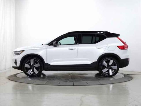 Certified 2023 Volvo XC40 Recharge Ultimate w/ Protection Package Premier image 6