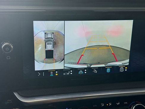 Used 2022 GMC Sierra 1500 Denali w/ Denali Reserve Package image 15