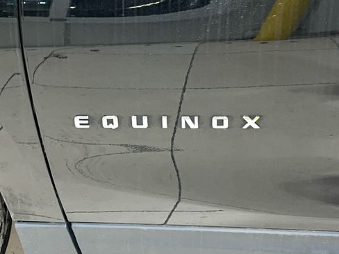 Used 2021 Chevrolet Equinox LT image 8