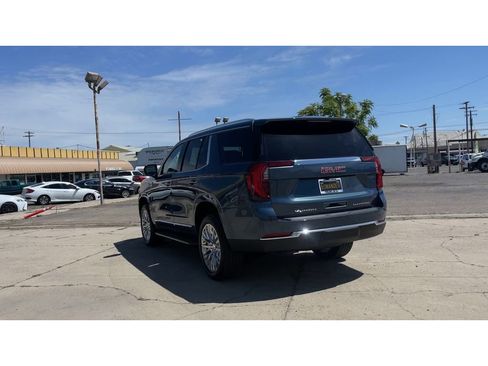 New 2026 GMC Yukon Elevation AWD/4WD image 9