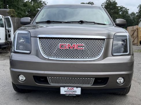 Used 2012 GMC Yukon XL Denali AWD/4WD image 2