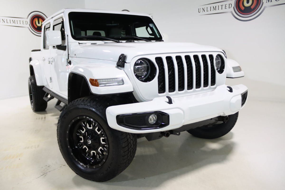 Used 2021 Jeep Gladiator Overland AWD/4WD image 7