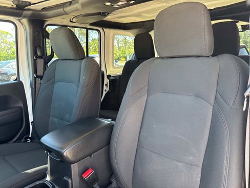 Certified 2022 Jeep Wrangler Unlimited Sport AWD/4WD image 20