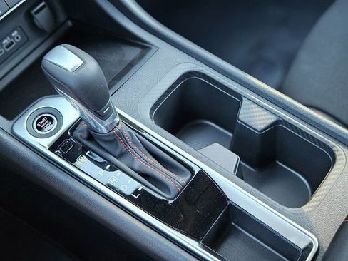 New 2025 Nissan Sentra SR image 21