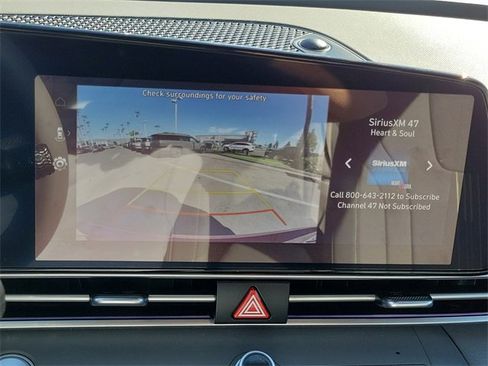 Used 2024 Hyundai Elantra SEL w/ Convenience Package image 10