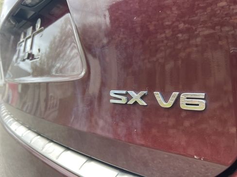 Used 2017 Kia Sorento SX image 9