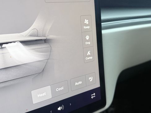 Used 2023 Tesla Model S Plaid image 76