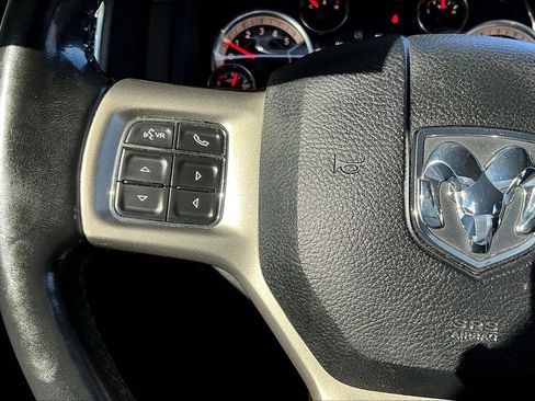 Used 2018 RAM 2500 Laramie w/ Convenience Group image 18