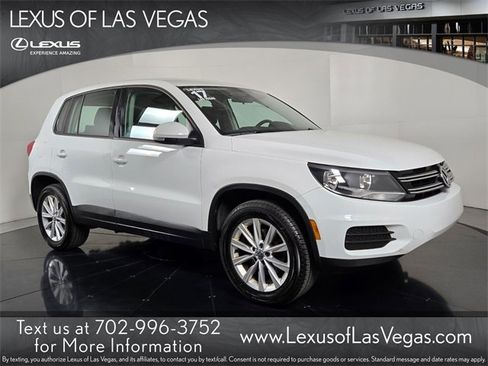 Used 2017 Volkswagen Tiguan S image 1