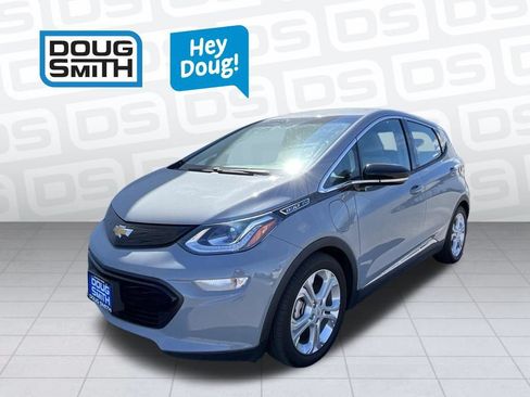 Used 2021 Chevrolet Bolt LT FWD image 1