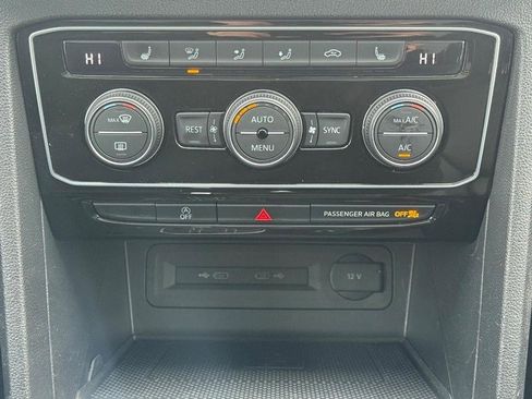 Used 2022 Volkswagen Atlas SE image 20