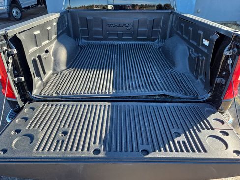 Used 2025 RAM 1500 Laramie image 29