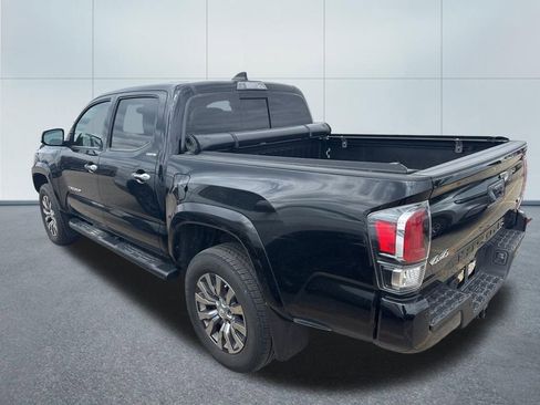 Used 2020 Toyota Tacoma Limited AWD/4WD image 5