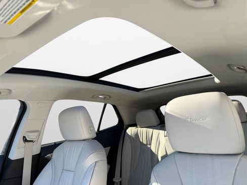 New 2026 Buick Envision Avenir image 13
