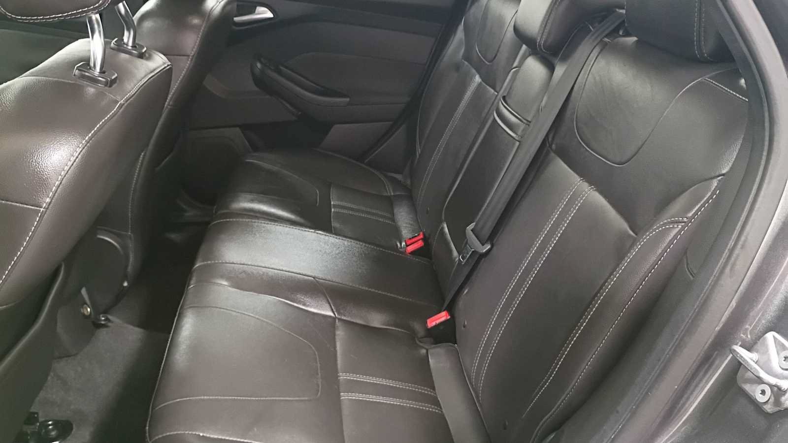 Used 2012 Ford Focus SEL FWD image 23