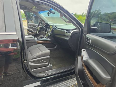 Used 2016 Chevrolet Tahoe LS RWD image 17