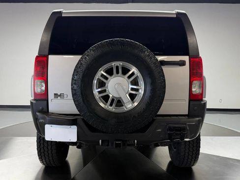 Used 2007 HUMMER H3 AWD/4WD image 5