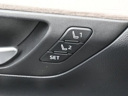 Certified 2025 Toyota Grand Highlander AWD image 14