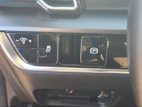 Used 2023 Kia Sportage EX image 21
