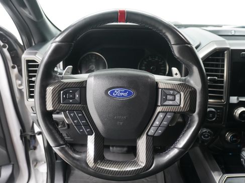 Used 2019 Ford F150 Raptor w/ Equipment Group 802A Luxury AWD/4WD image 19