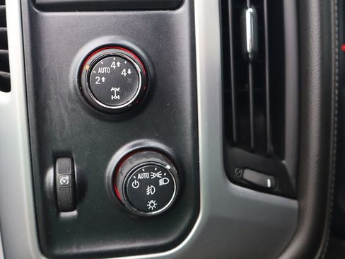 Used 2016 GMC Sierra 1500 SLE w/ SLE Value Package image 18