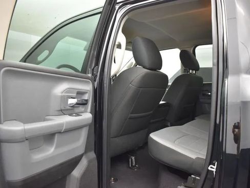 Used 2024 RAM 1500 Classic SLT image 15