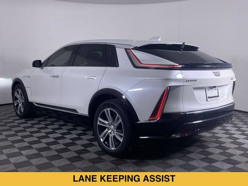 Certified 2024 Cadillac Lyriq Tech w/ Driver Assist Package AWD/4WD image 18