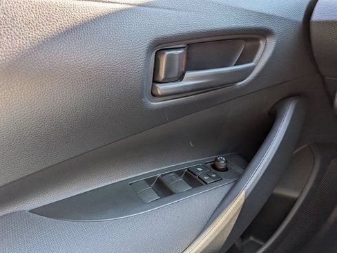 Used 2023 Toyota Corolla LE w/ Carpet Mat Package (TMS) FWD image 26