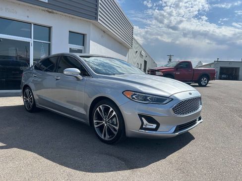Used 2020 Ford Fusion Titanium image 4