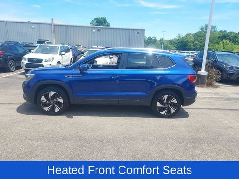 Used 2023 Volkswagen Taos SE AWD/4WD image 4