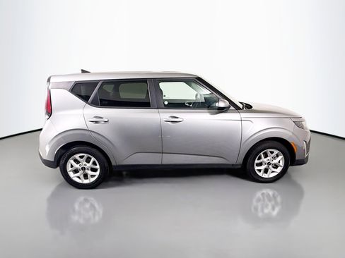 Used 2024 Kia Soul LX w/ Option Group 015 image 11