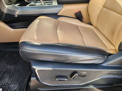 Used 2021 Ford F150 Lariat image 24