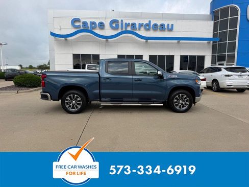 Used 2024 Chevrolet Silverado 1500 LT AWD/4WD image 1