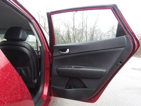 Used 2018 Kia Optima S image 15