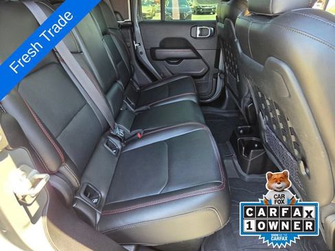 Used 2023 Jeep Gladiator Rubicon w/ LED Lighting Group AWD/4WD image 14