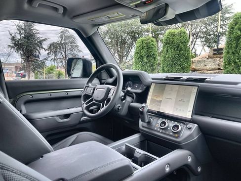 Certified 2026 Land Rover Defender 110 S AWD/4WD image 14