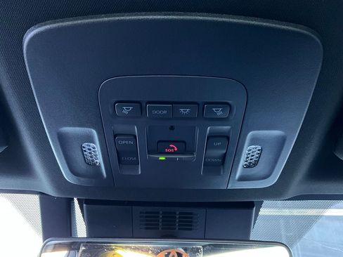 New 2026 Toyota Camry SE image 16