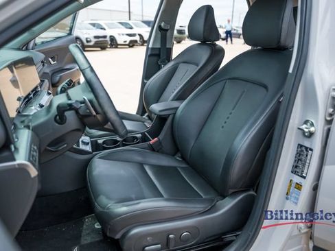 Used 2024 Hyundai Kona Limited AWD/4WD image 10