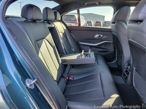 Used 2021 BMW 330i xDrive 330i xDrive w/ Convenience Package image 31