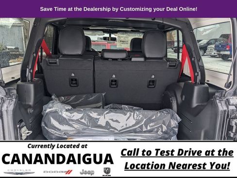 Used 2023 Jeep Wrangler Unlimited Rubicon 4xe AWD/4WD image 34